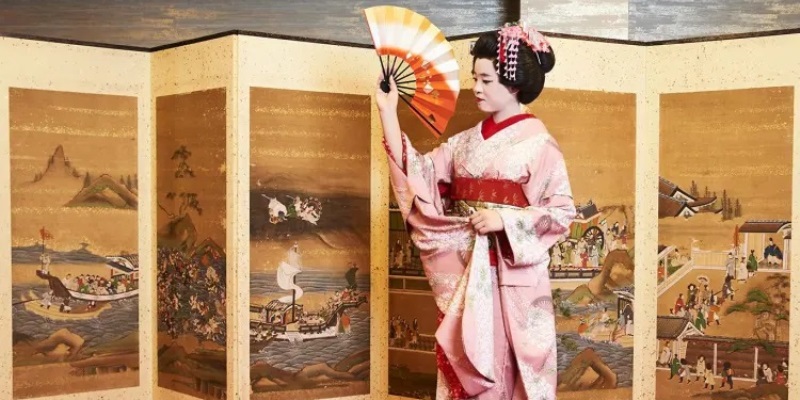 Buggy Version’ of Geisha in Japan