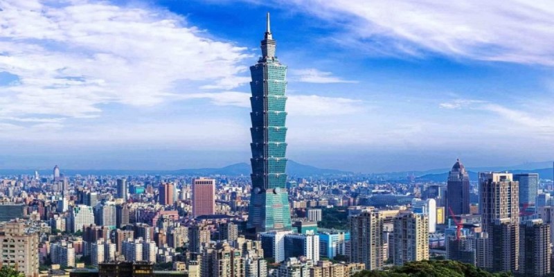 Visit the Taipei 101 tower